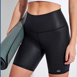 NWOT Alo High-Waist Biker Short - Black Glossy / M